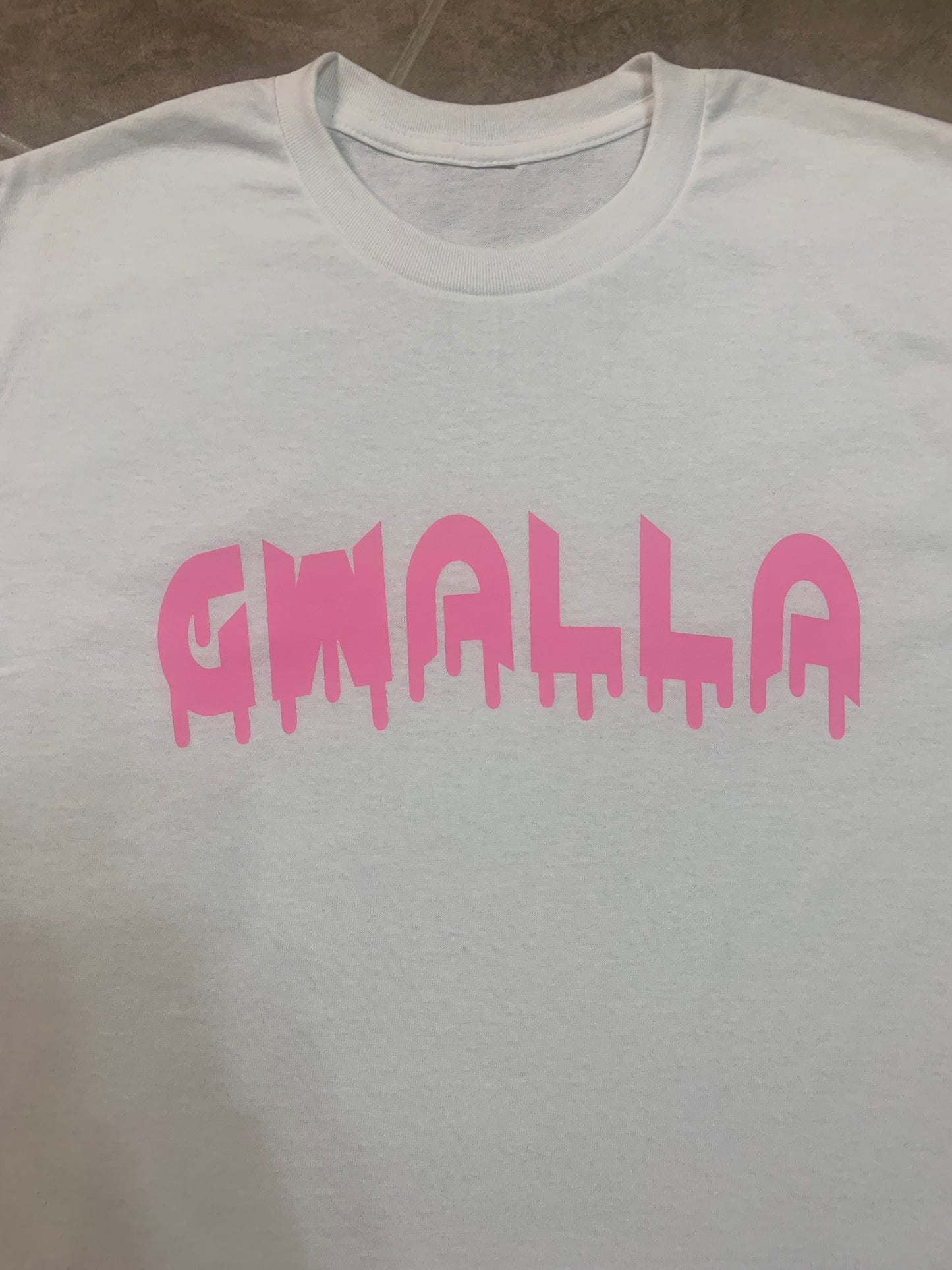 PINK GWALLA TEE